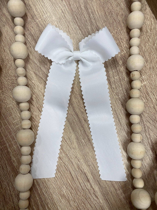 Scalloped Long Tail Bow with Alligator Clip