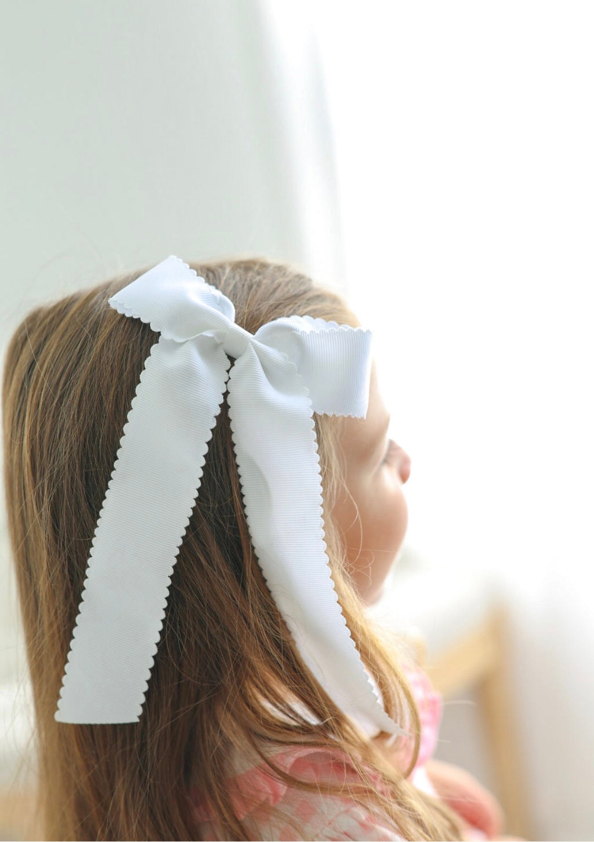 White Ribbon Aligator Clip Bow