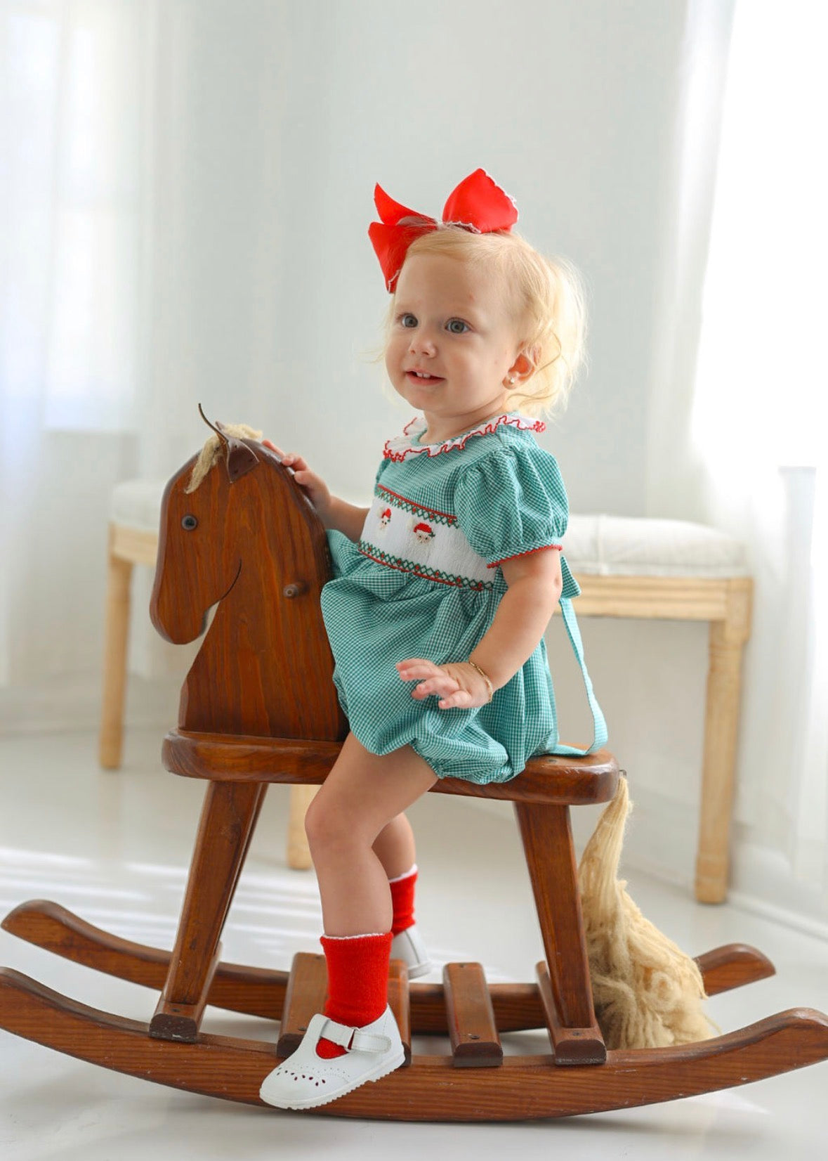 Santa Hand Smocked Bubble