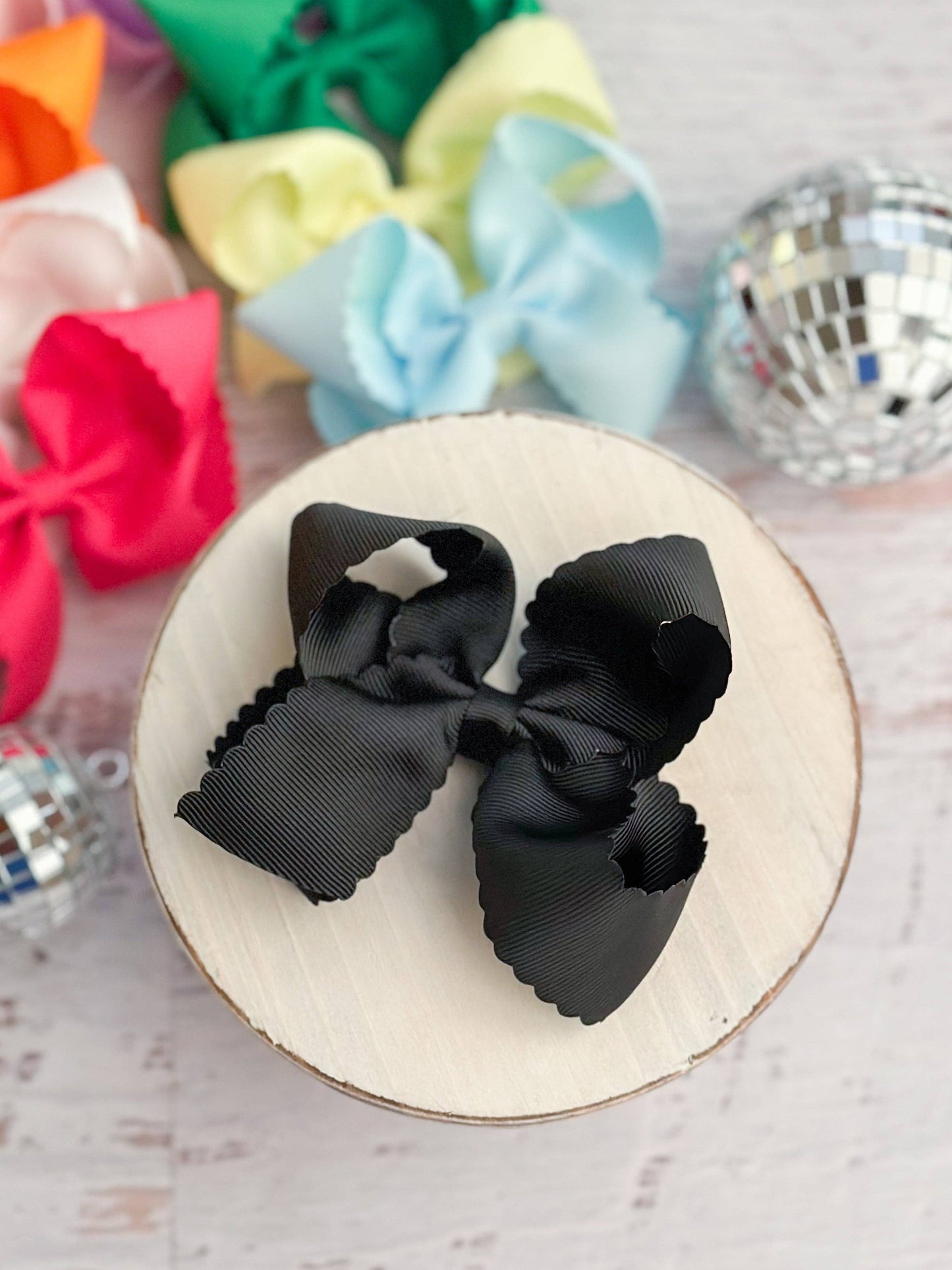 Oversize Scalloped Hair Bows - Alligator Clip - 5.5" Girls