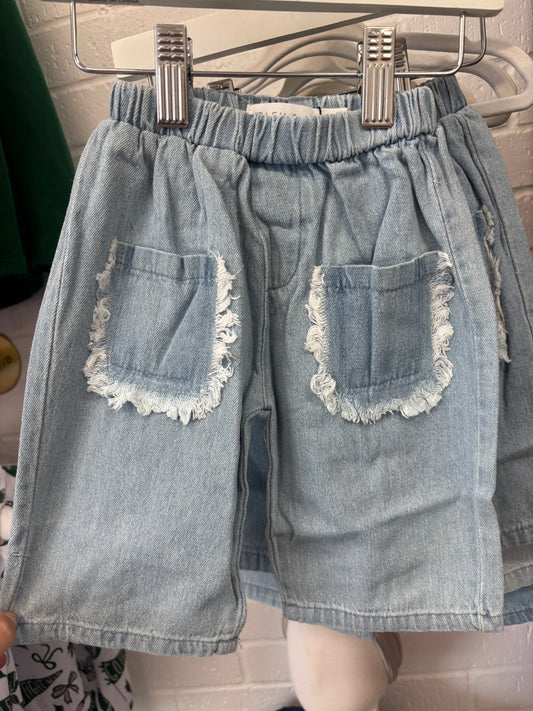Pocket denim jeans